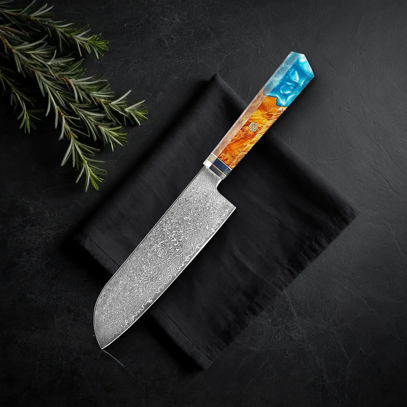 Folded steel. An edge you can feel.